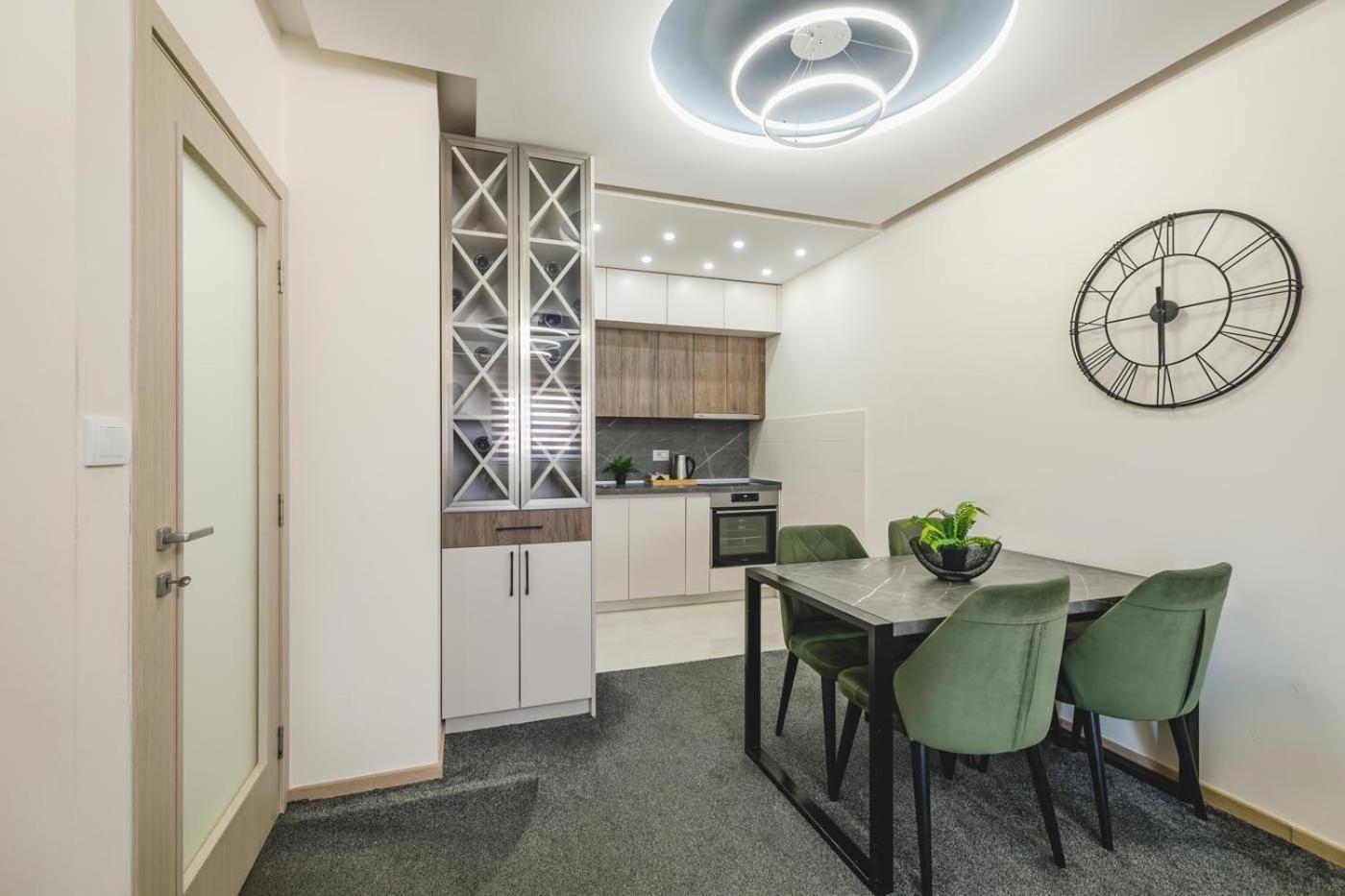 Harmony Apartments พอดโกริกา ภายนอก รูปภาพ