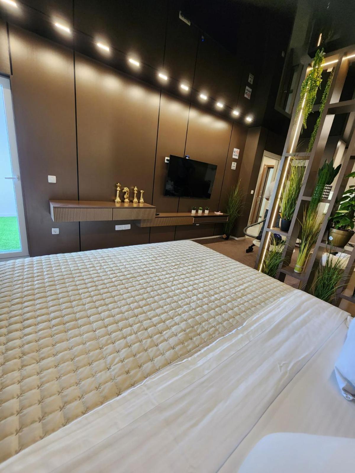 Harmony Apartments พอดโกริกา ภายนอก รูปภาพ